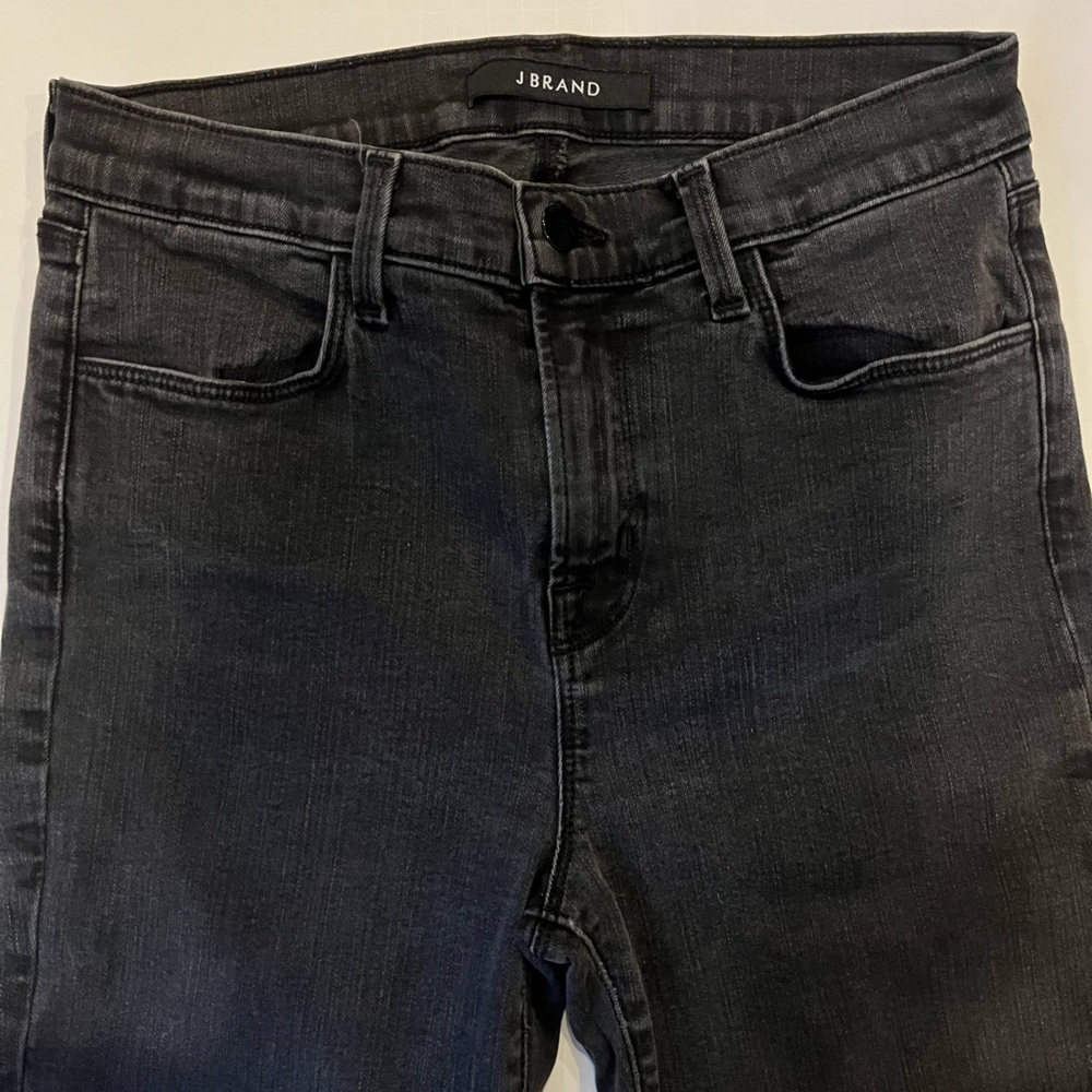 J BRAND HIGH RISE RAI GRAPHITE SKINNY JEANS 28